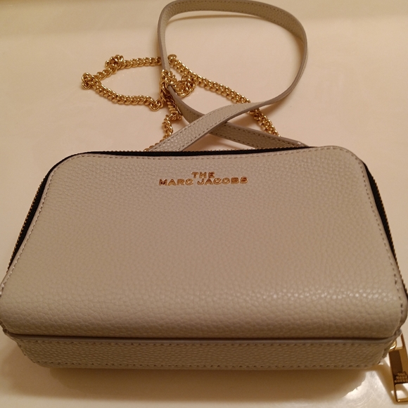 MARC JACOBS Leather Crossbody Bag In Oatmilk - Picture 13 of 13